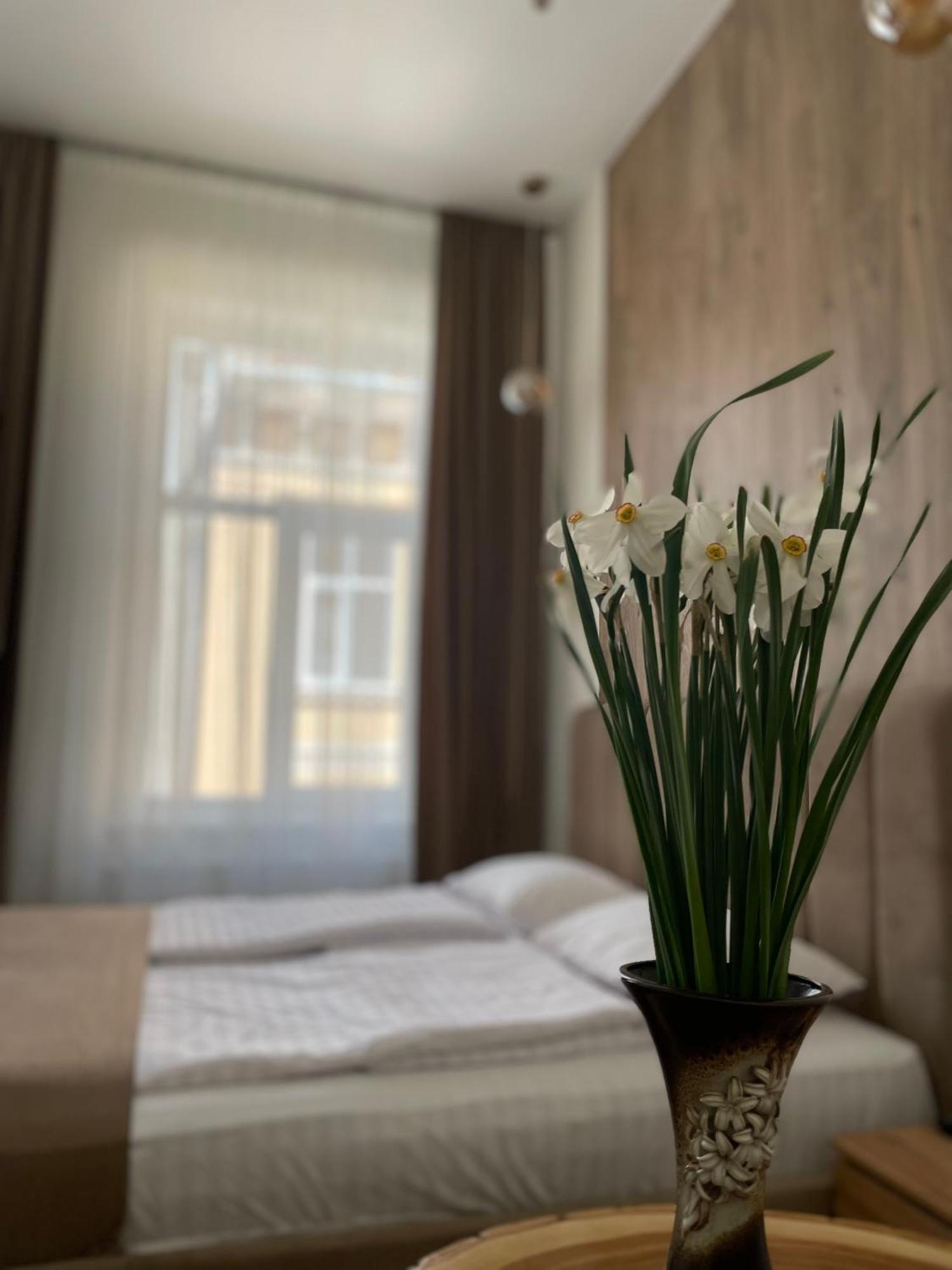 Тиктора, 3 Центр Apartment Lviv Exterior photo